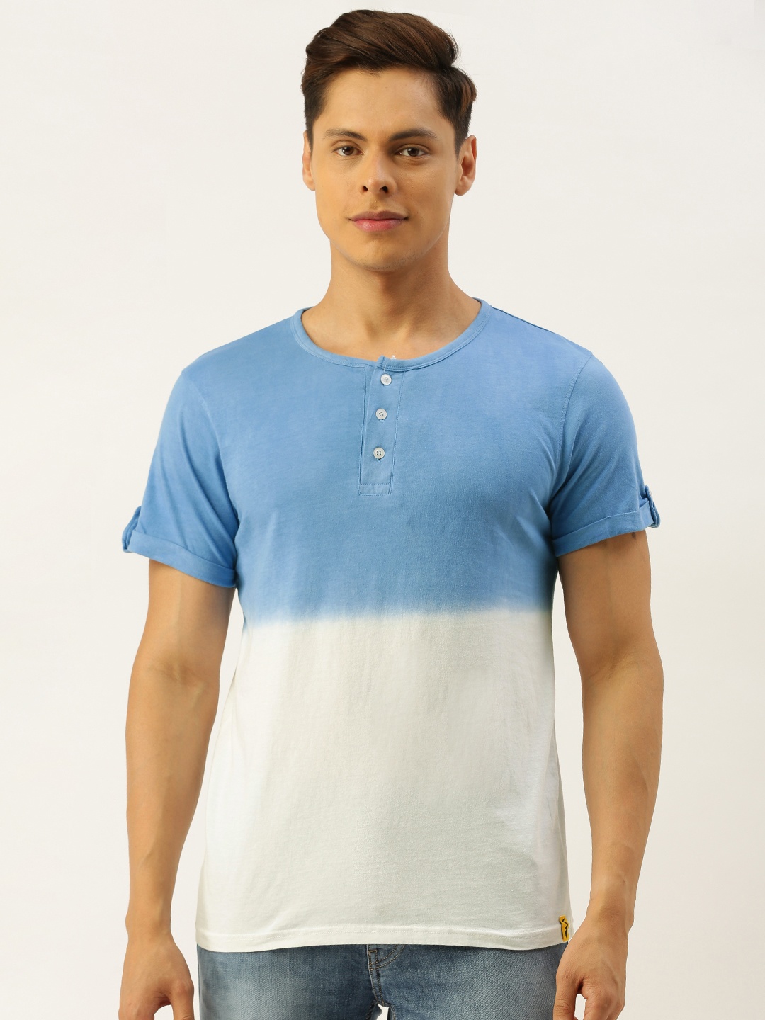 Campus Sutra Men Blue White Dyed Henley Neck Pure Cotton Bio-Wash Pure Cotton T-shirt
Campus Sutra Men Blue White Dyed Henley Neck Pure Cotton Bio-Wash Pure Cotton T-shirt