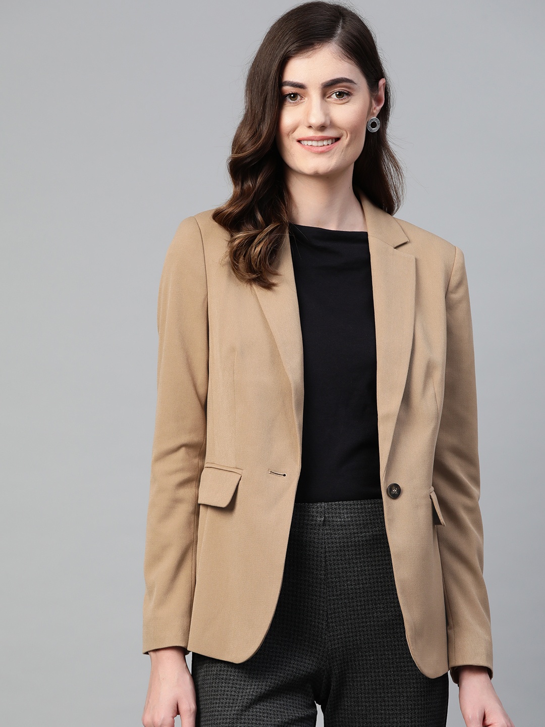 Marks & Spencer Women Brown Tailored Fit Solid Single Breasted Smart Casual Blazers
Marks & Spencer Women Brown Tailored Fit Solid Single Breasted Smart Casual Blazers