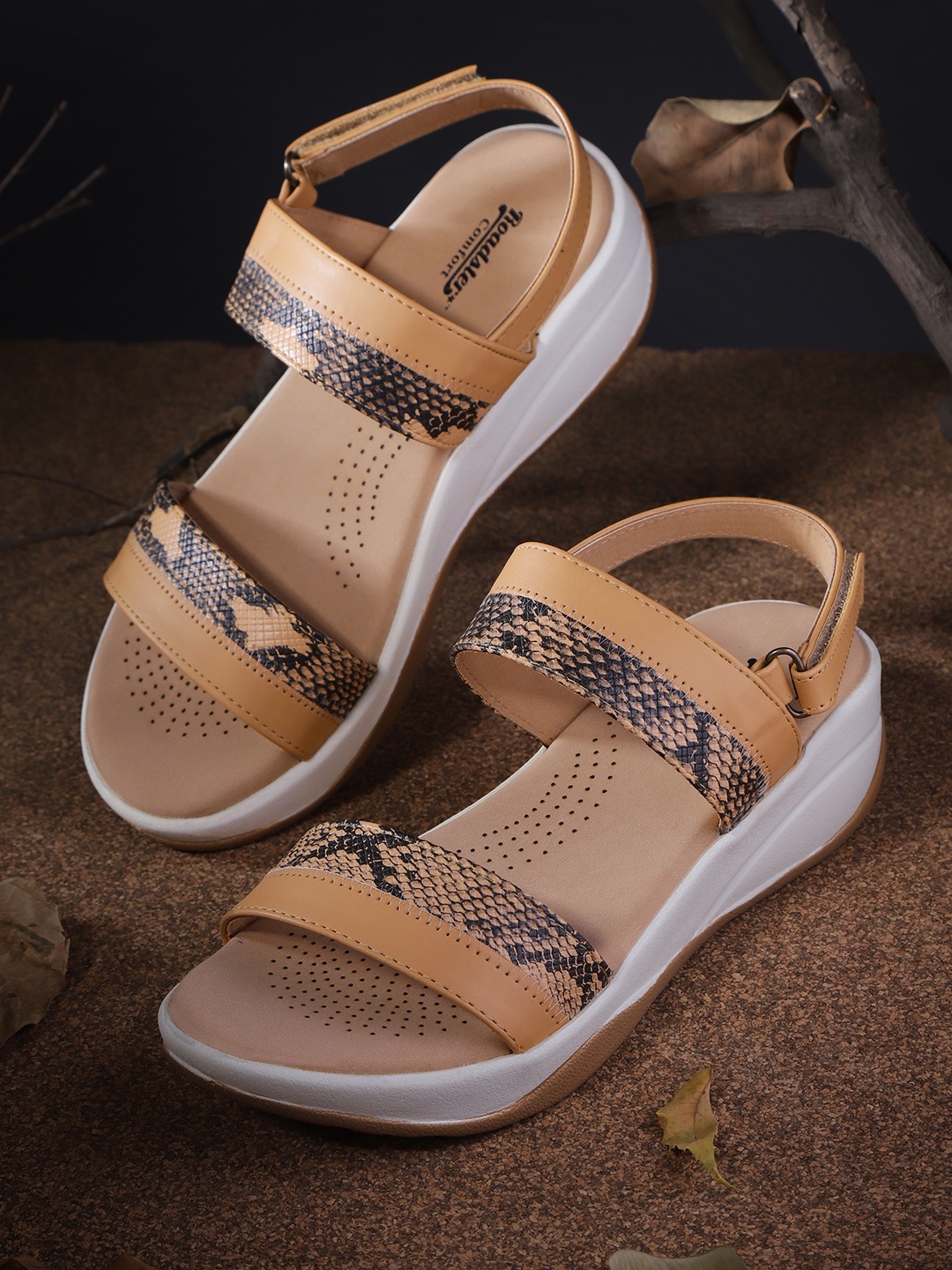 The Roadster Lifestyle Co Women Beige & Black Snake Skin Textured & Colourblocked Comfort Heels
The Roadster Lifestyle Co Women Beige & Black Snake Skin Textured & Colourblocked Comfort Heels