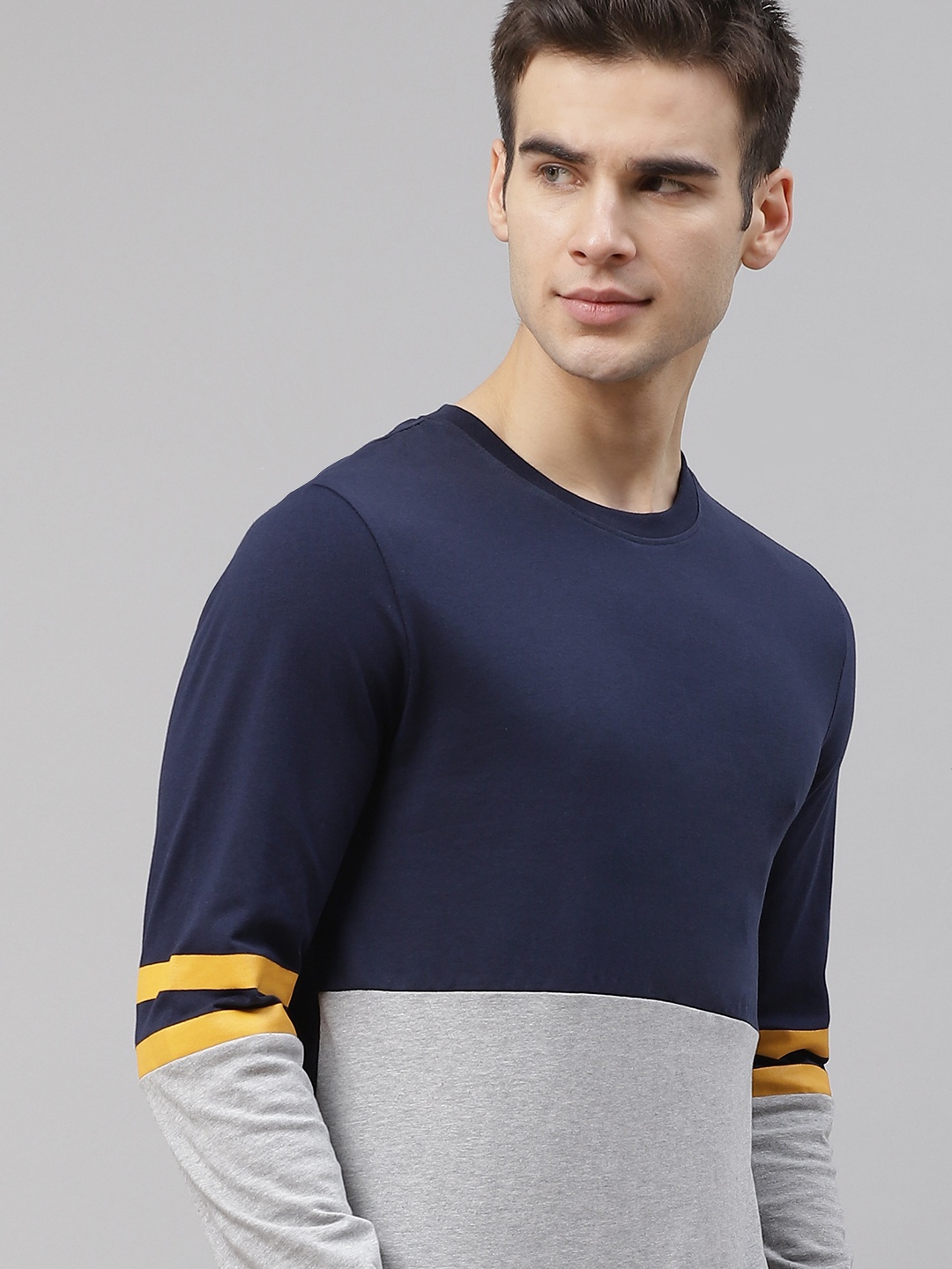 The Roadster Lifestyle Co Men Navy Grey Melange Pure Cotton Colourblocked Round Neck Pure Cotton T-shirt, Navy blue
The Roadster Lifestyle Co Men Navy Grey Melange Pure Cotton Colourblocked Round Neck Pure Cotton T-shirt, Navy blue