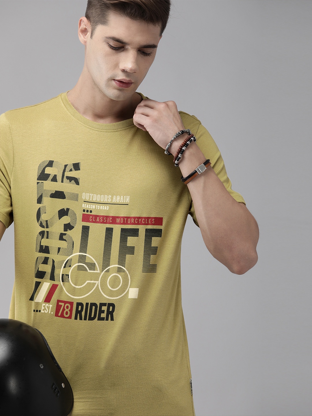 The Roadster Lifestyle Co Men Khaki Black Brand Logo Print Round Neck Pure Cotton T-shirt
The Roadster Lifestyle Co Men Khaki Black Brand Logo Print Round Neck Pure Cotton T-shirt