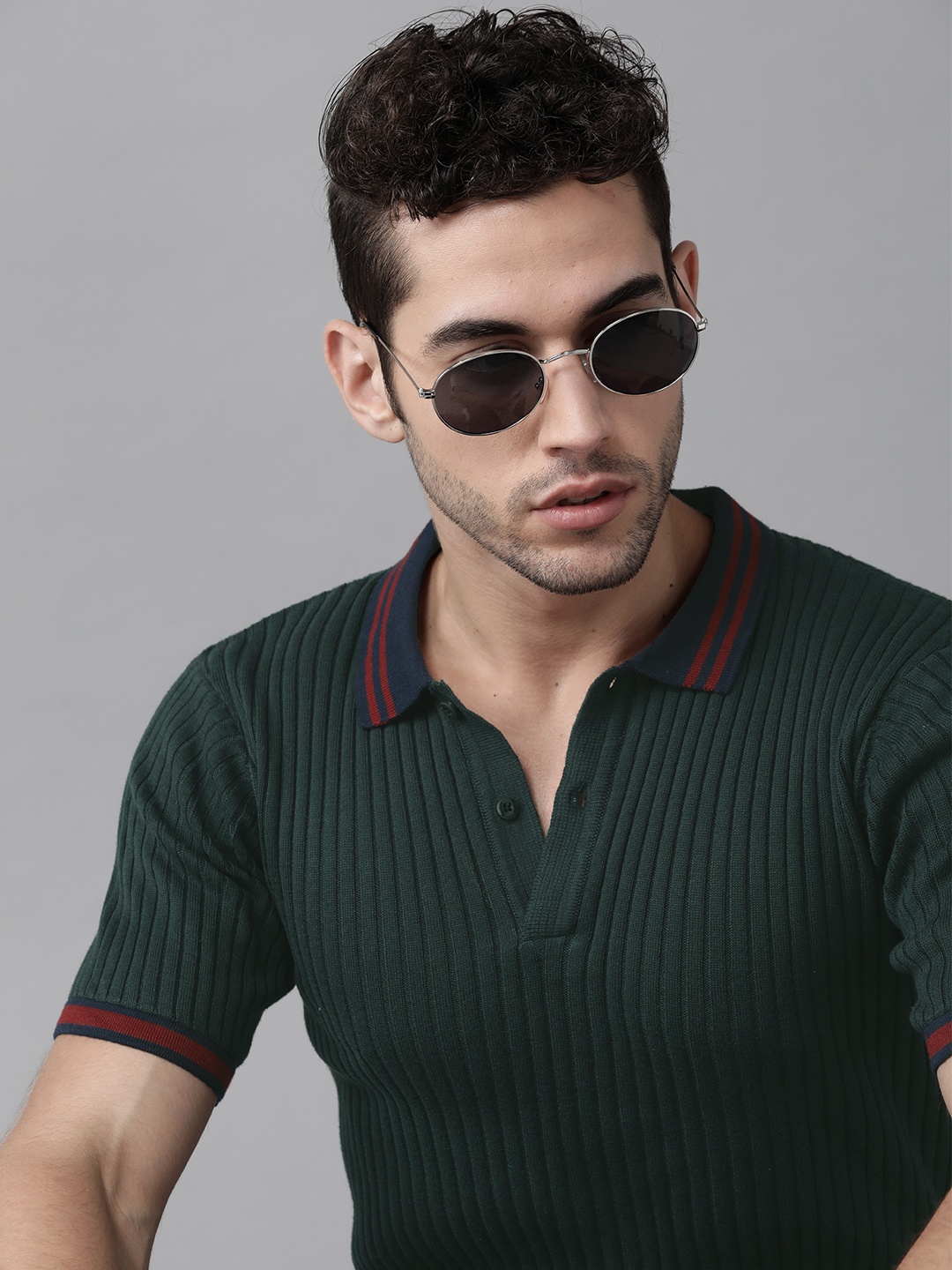 The Roadster Lifestyle Co Men Green Self-Striped Pure Cotton Polo Collar Pure Cotton T-shirt
The Roadster Lifestyle Co Men Green Self-Striped Pure Cotton Polo Collar Pure Cotton T-shirt