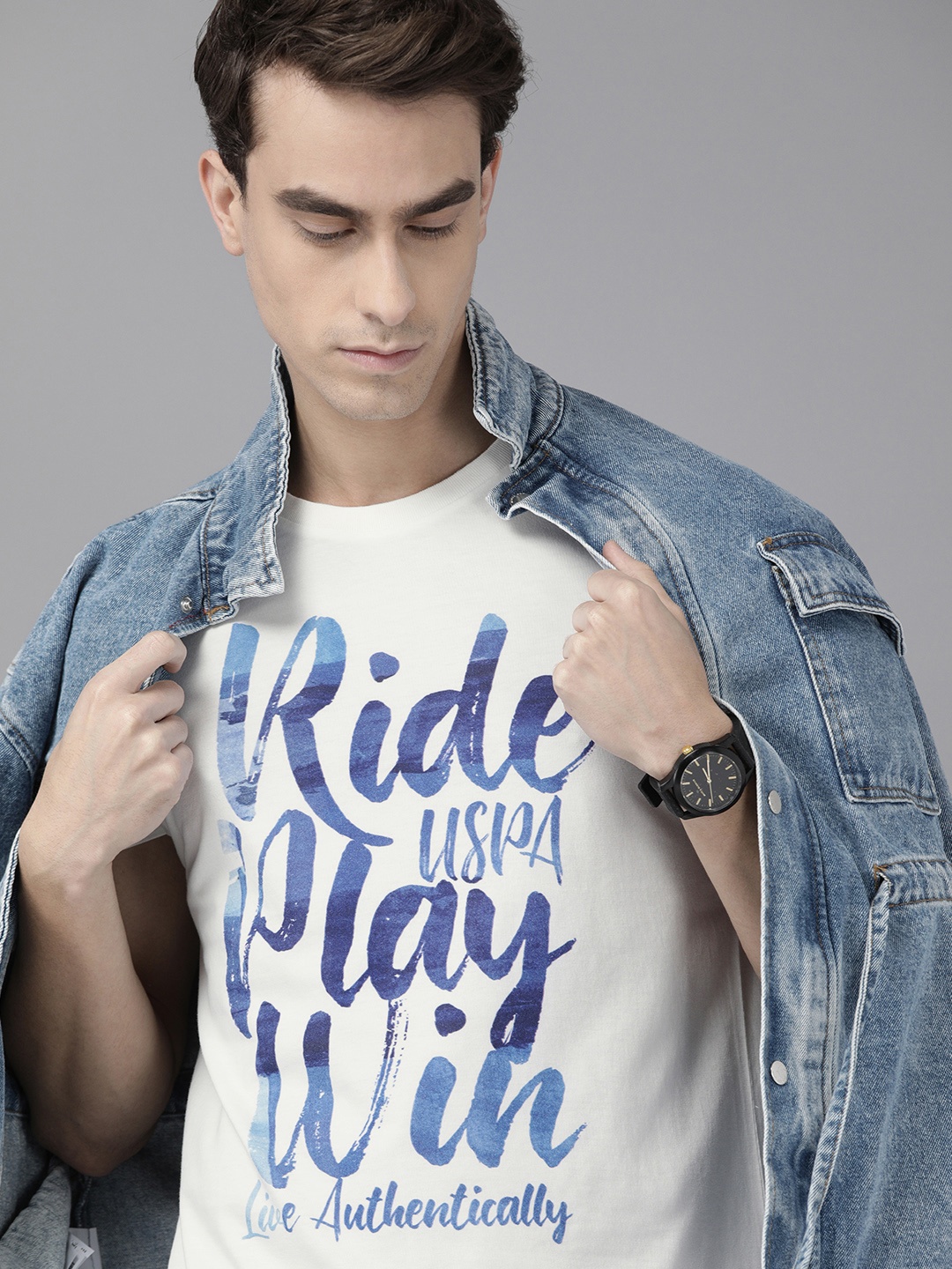 U.S. Polo Assn. Denim Co. Men White Navy Blue Printed Round Neck Pure Cotton T-shirt
U.S. Polo Assn. Denim Co. Men White Navy Blue Printed Round Neck Pure Cotton T-shirt