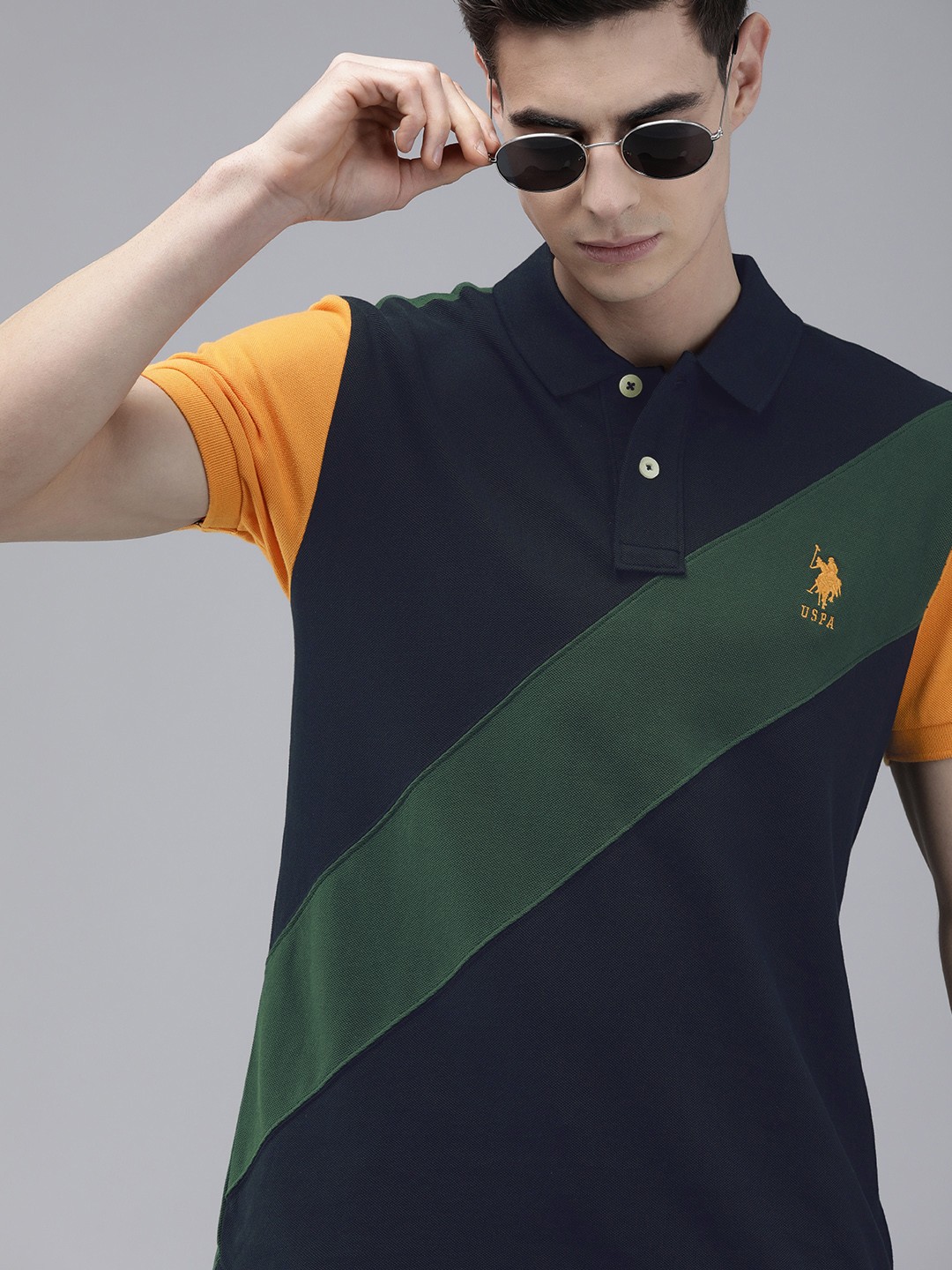 U.S. Polo Assn. Men Navy Blue Green Slim Fit Striped Polo Collar Pure Cotton T-shirt
U.S. Polo Assn. Men Navy Blue Green Slim Fit Striped Polo Collar Pure Cotton T-shirt