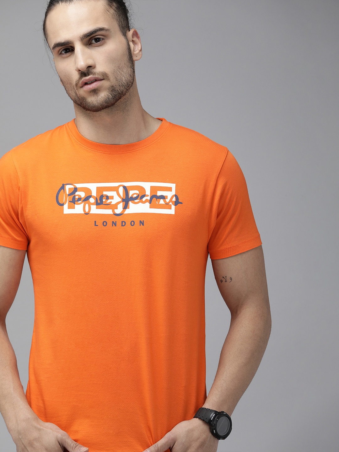 Pepe Jeans Men Orange White Pure Cotton Slim Fit Brand Logo Print Round Neck Pure Cotton T-shirt
Pepe Jeans Men Orange White Pure Cotton Slim Fit Brand Logo Print Round Neck Pure Cotton T-shirt