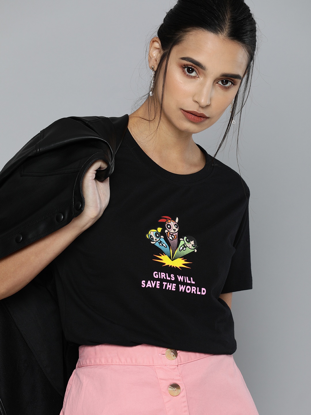 Powerpuff Girls by Kook N Keech Women Black Pink Printed Round Neck Pure Cotton T-shirt
Powerpuff Girls by Kook N Keech Women Black Pink Printed Round Neck Pure Cotton T-shirt