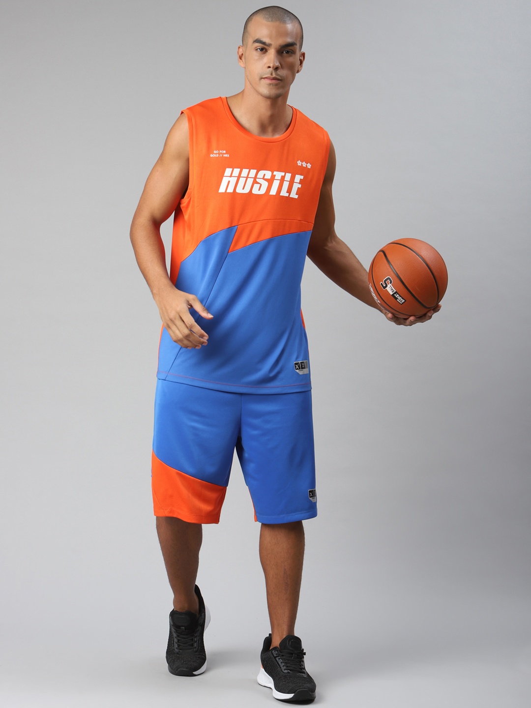 HRX By Hrithik Roshan Men Strong Blue Colourblock Anti-Static Rapid-Dry Basketball Shorts
HRX By Hrithik Roshan Men Strong Blue Colourblock Anti-Static Rapid-Dry Basketball Shorts