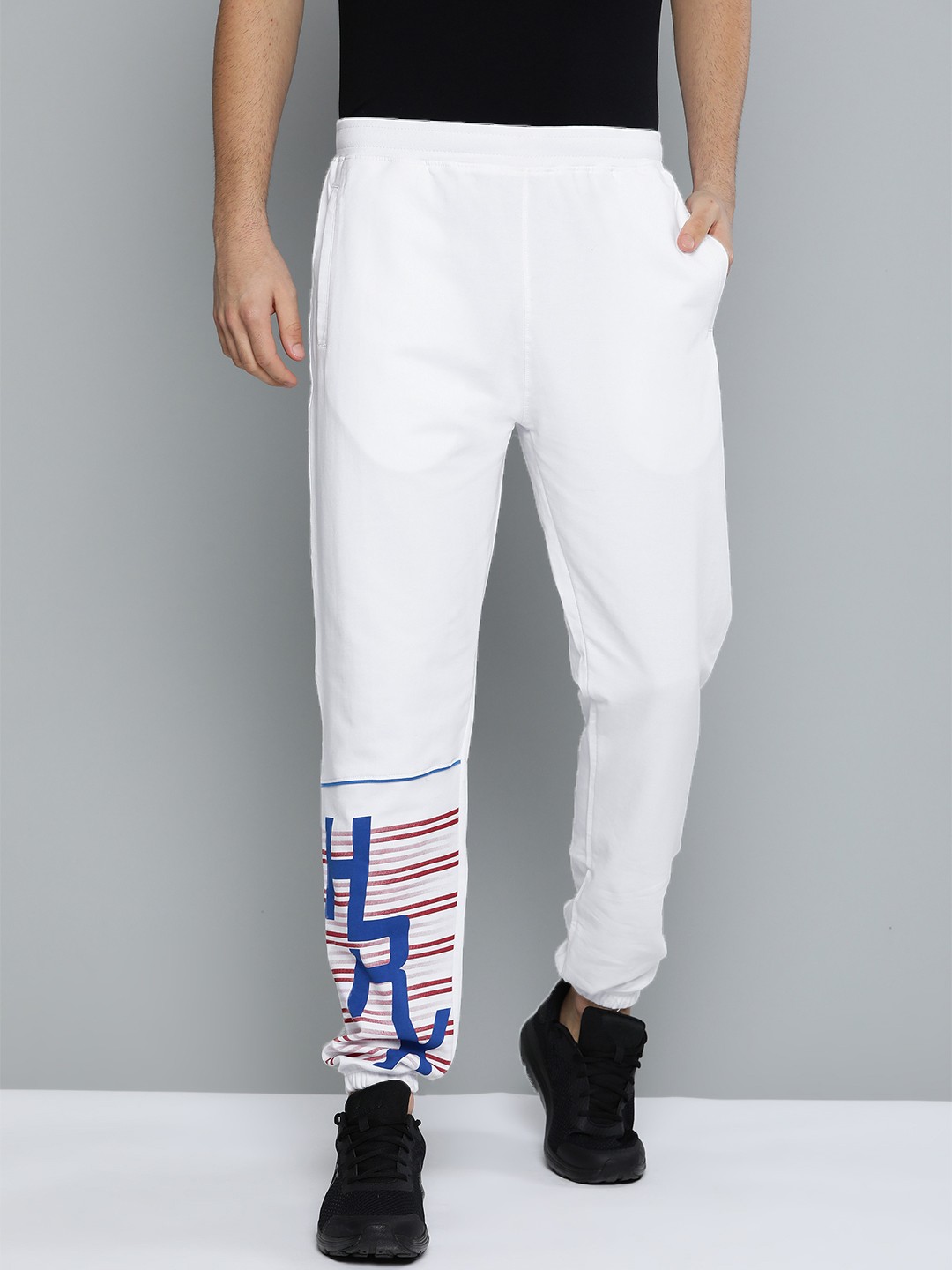 HRX By Hrithik Roshan Men Optic White Solid Regular Fit Bio-Wash Lifestyle Track Pants
HRX By Hrithik Roshan Men Optic White Solid Regular Fit Bio-Wash Lifestyle Track Pants