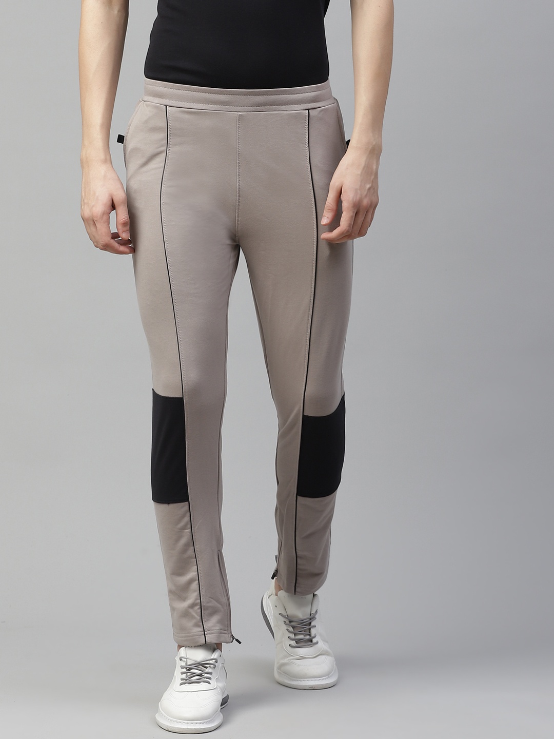 HRX By Hrithik Roshan Men Wet Weather & Black Slim Fit Bio-Wash Lifestyle Track Pants, Grey
