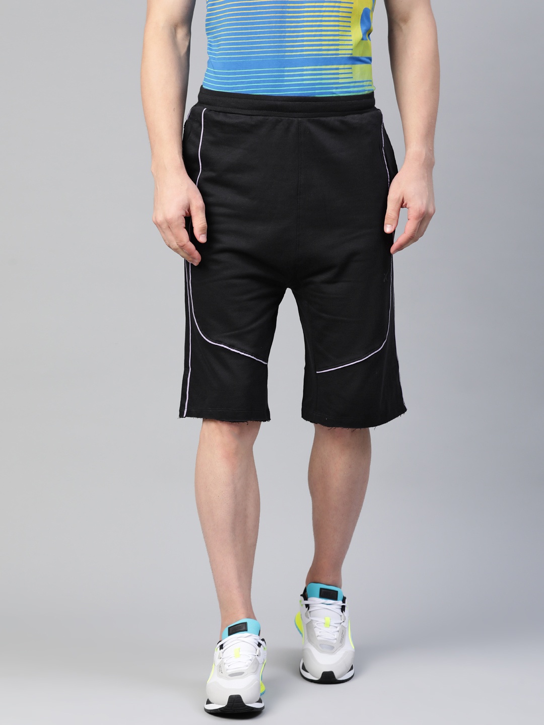 HRX By Hrithik Roshan Men Jet Black Solid Drop Crotch Fit Silicone Finish Lifestyle Shorts
HRX By Hrithik Roshan Men Jet Black Solid Drop Crotch Fit Silicone Finish Lifestyle Shorts