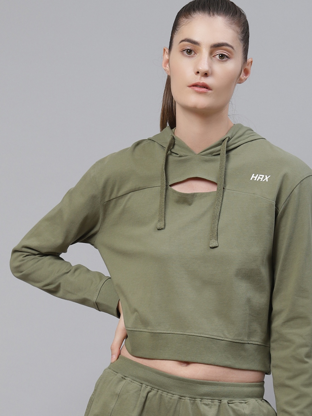 HRX by Hrithik Roshan Women Olive Green Solid Organic Cotton Antimicrobial Yoga T-shirt
HRX by Hrithik Roshan Women Olive Green Solid Organic Cotton Antimicrobial Yoga T-shirt