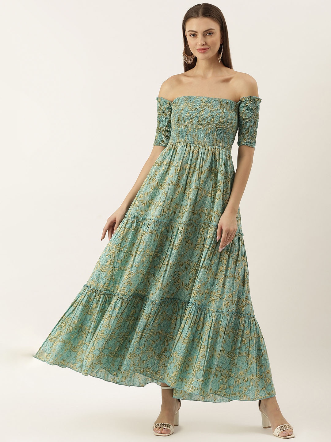 Lavanya The Label Women Blue Pure Cotton Floral Print Off-Shoulder Tiered Maxi Dress
Lavanya The Label Women Blue Pure Cotton Floral Print Off-Shoulder Tiered Maxi Dress