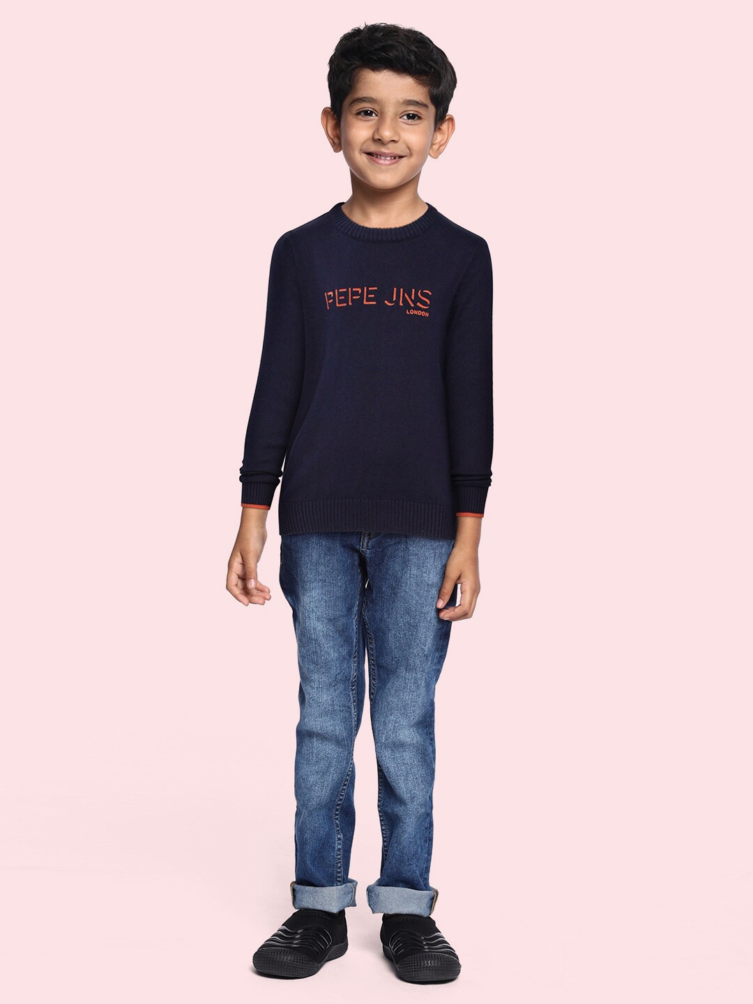 Pepe Jeans Boys Navy Blue Typography Printed Cotton Regular Pullover with Applique Detail
Pepe Jeans Boys Navy Blue Typography Printed Cotton Regular Pullover with Applique Detail
