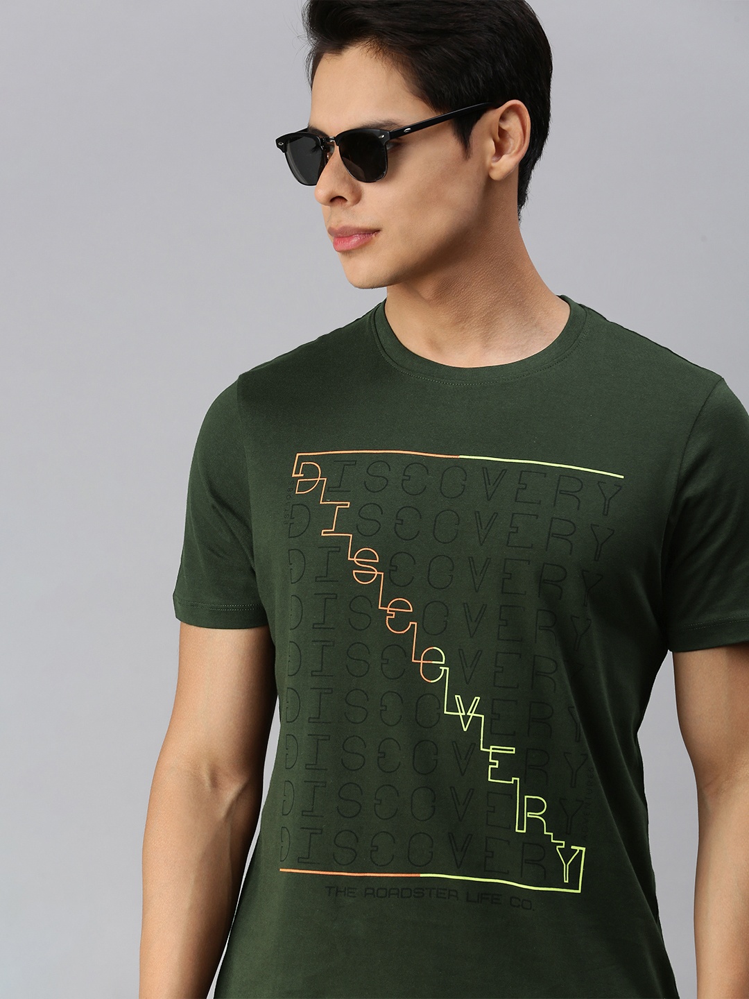 Roadster X Discovery Adventures Men Olive Green Typography Printed Pure Cotton T-shirt
Roadster X Discovery Adventures Men Olive Green Typography Printed Pure Cotton T-shirt