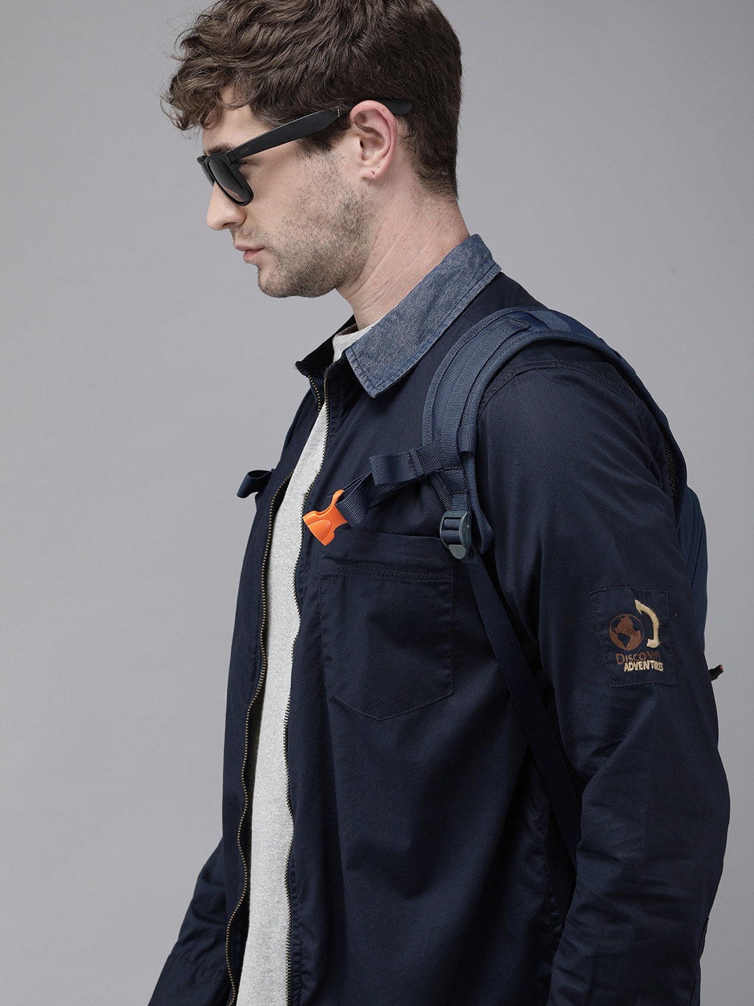 Roadster x Discovery Adventures Mens Black Stay Dry overshirt with Spec Cleaner, Navy blue
Roadster x Discovery Adventures Mens Black Stay Dry overshirt with Spec Cleaner, Navy blue