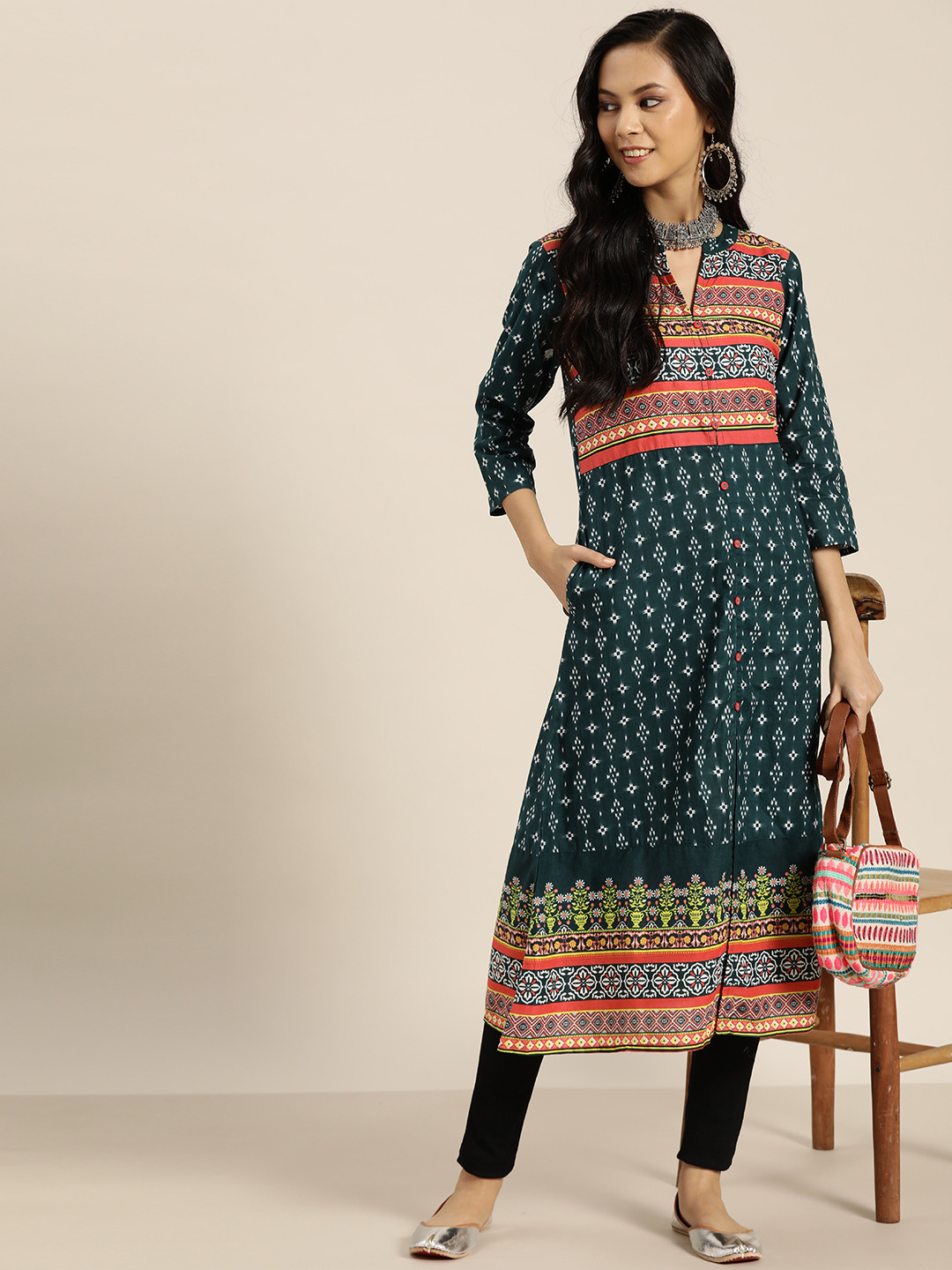 Sangria Women Green & White Geometric Print Pure Cotton A-Line Kurta
Sangria Women Green & White Geometric Print Pure Cotton A-Line Kurta