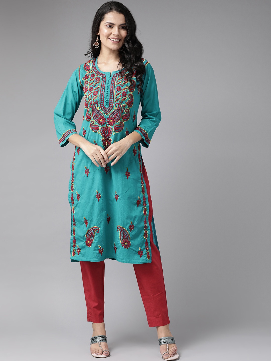 ADA Women Blue & Maroon Cotton Ethnic Motifs Hand Embroidered Chikankari Handloom Kurta
ADA Women Blue & Maroon Cotton Ethnic Motifs Hand Embroidered Chikankari Handloom Kurta