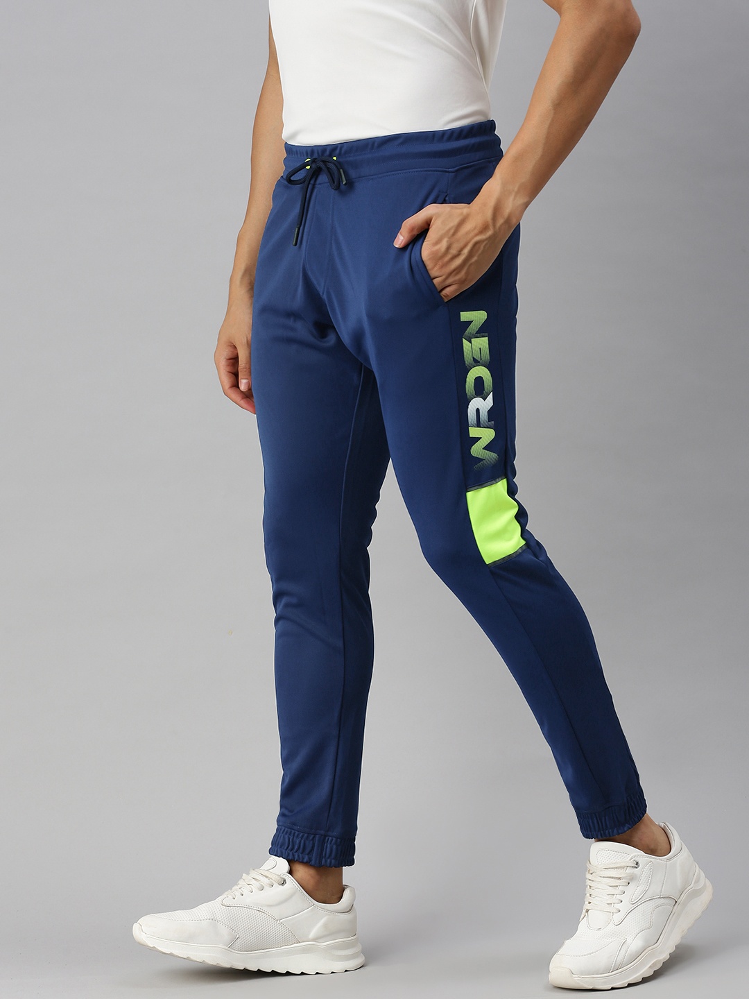 WROGN ACTIVE Men Blue Brand Logo Print Joggers