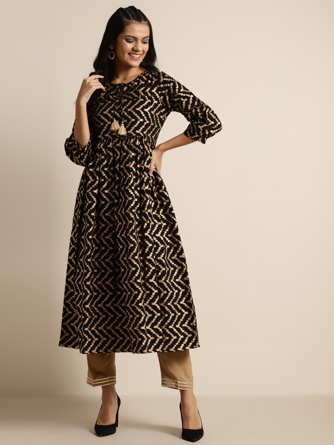 Shae By Sassafras Women Black & Golden Chevron Foil Printed Keyhole Neck Anarkali Kurta
Shae By Sassafras Women Black & Golden Chevron Foil Printed Keyhole Neck Anarkali Kurta