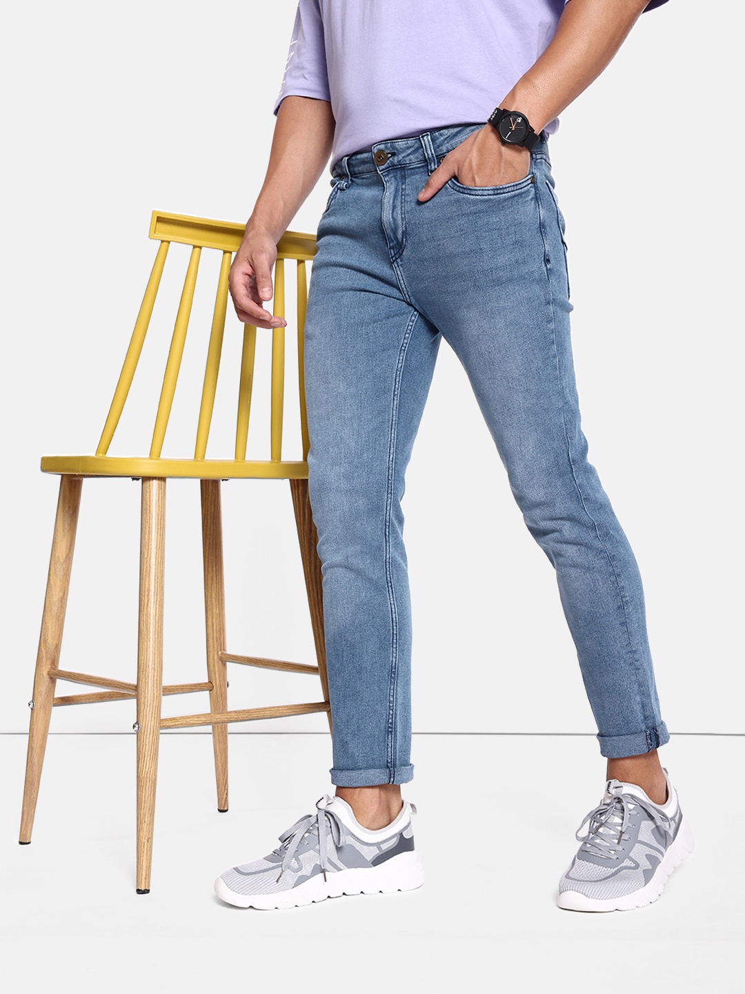The Roadster Lifestyle Co. Men Denim Blue Slim Fit MCW Back Street Boys Hyper Hypo Jeans
The Roadster Lifestyle Co. Men Denim Blue Slim Fit MCW Back Street Boys Hyper Hypo Jeans