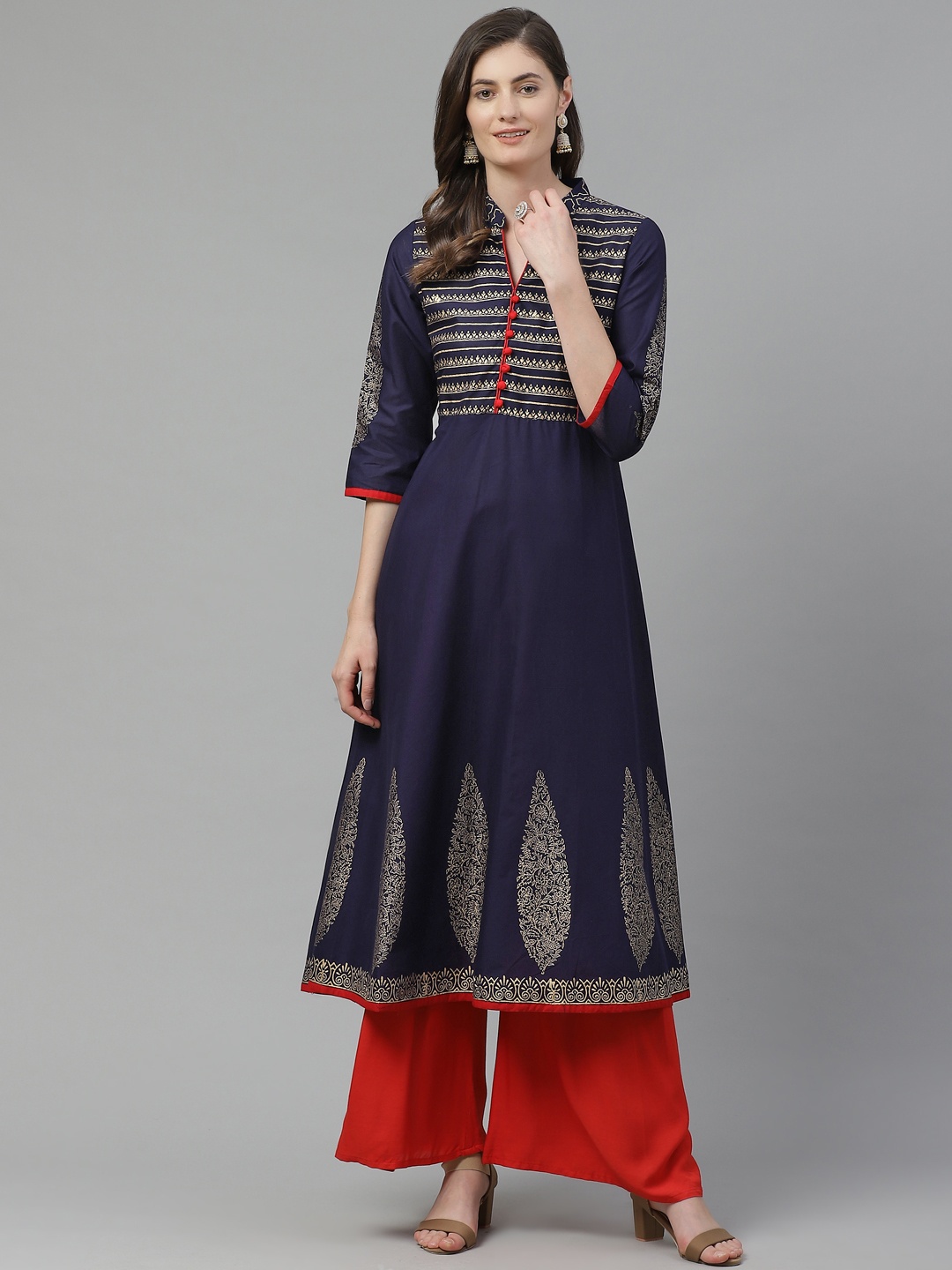 Akshatani Women Navy Blue & Golden Cotton Ethnic Motifs Hand Block Print A-Line Kurta
Akshatani Women Navy Blue & Golden Cotton Ethnic Motifs Hand Block Print A-Line Kurta