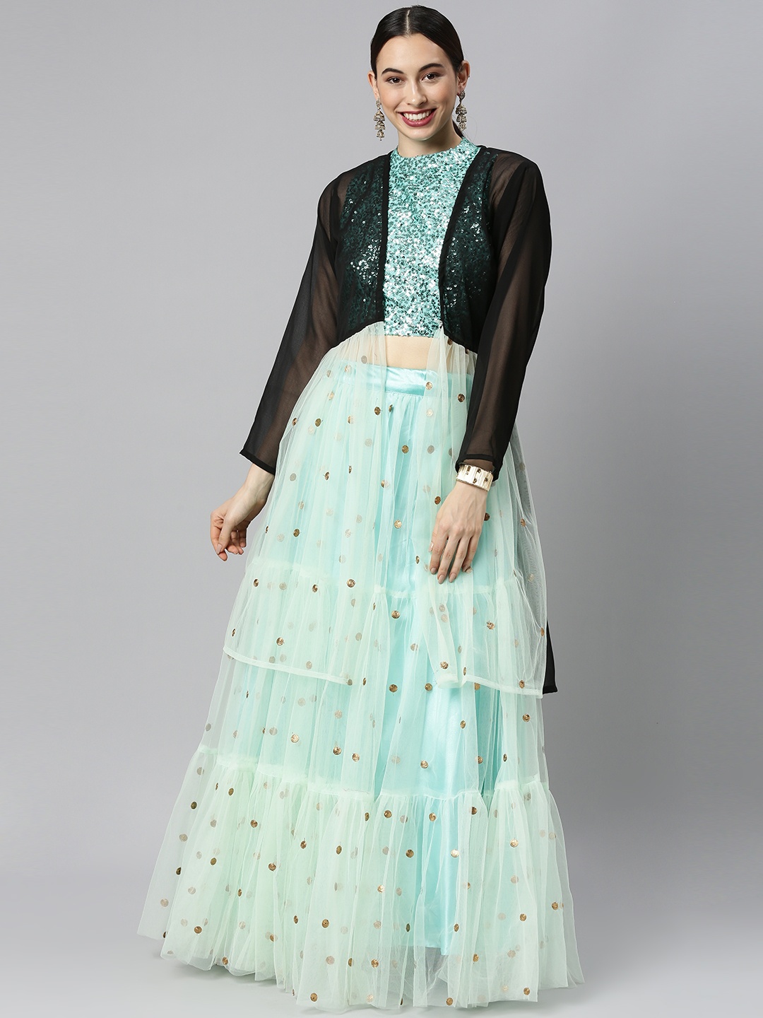 DIVASTRI Green Embellished Sequinned Semi-Stitched Ruffle Lehenga & Unstitched Choli
DIVASTRI Green Embellished Sequinned Semi-Stitched Ruffle Lehenga & Unstitched Choli