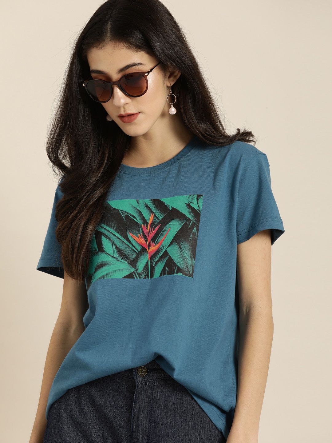 DILLINGER Women Teal Blue Graphic Printed Round Neck Boxy Regular Pure Cotton T-shirt
DILLINGER Women Teal Blue Graphic Printed Round Neck Boxy Regular Pure Cotton T-shirt