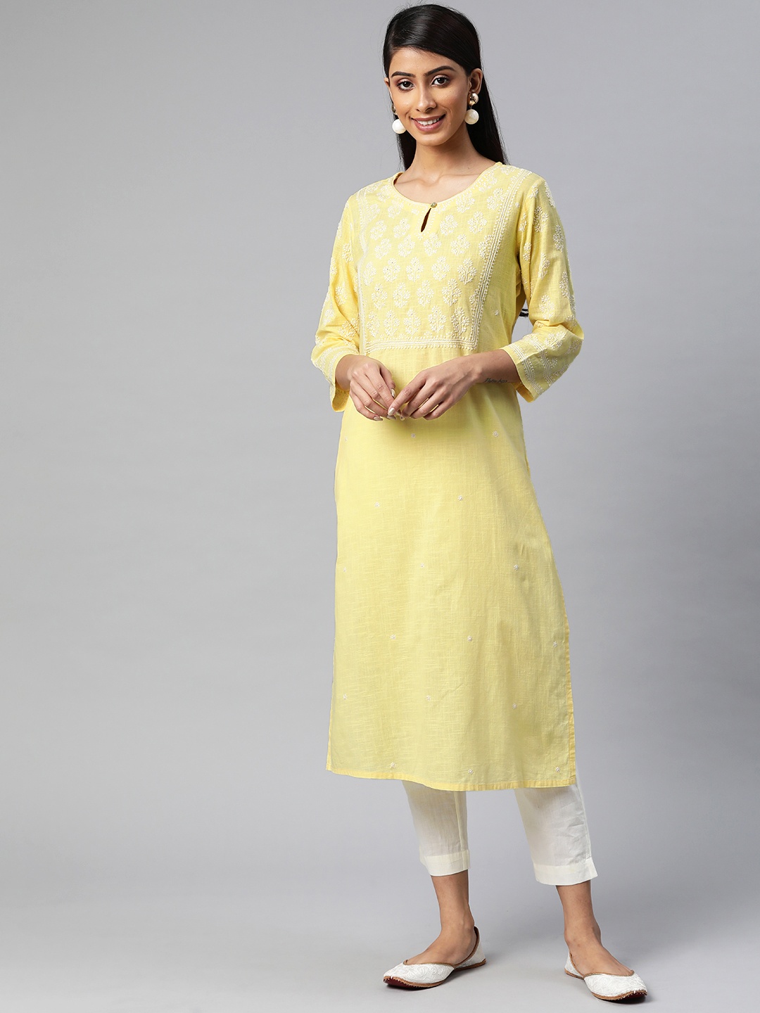 akheri Women Yellow & Off-White Ethnic Motifs Chikankari Embroidered Cotton Handloom Kurta
akheri Women Yellow & Off-White Ethnic Motifs Chikankari Embroidered Cotton Handloom Kurta