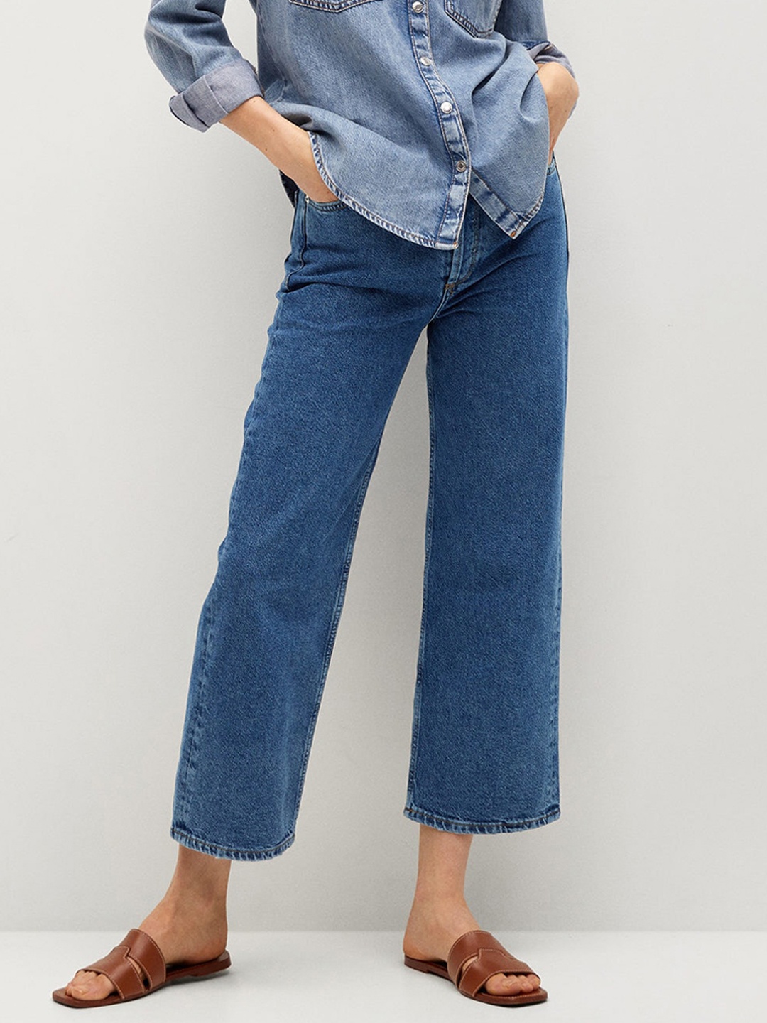 MANGO Women Blue Straight Fit High-Rise Clean Look Pure Cotton Cropped Sustainable Jeans
MANGO Women Blue Straight Fit High-Rise Clean Look Pure Cotton Cropped Sustainable Jeans