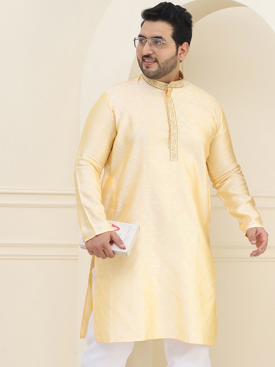 SOJANYA PLUS Men Yellow & Off White Ethnic Motifs Embroidered Thread Work Kurta
SOJANYA PLUS Men Yellow & Off White Ethnic Motifs Embroidered Thread Work Kurta