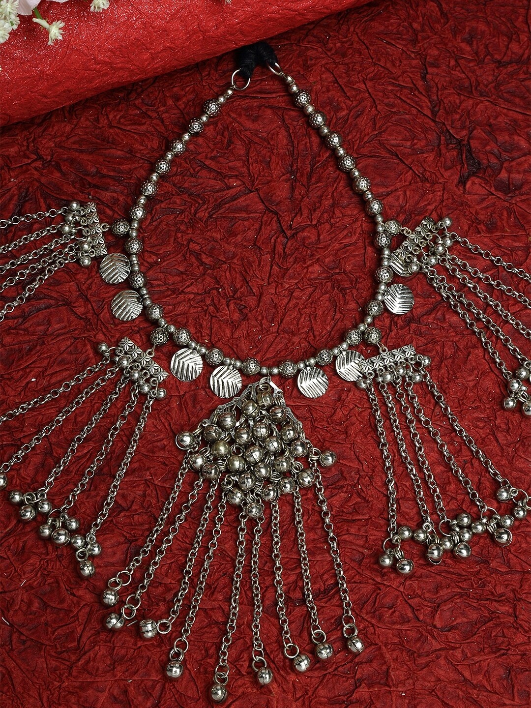 Moedbuille Silver-Plated Handcrafted Ghungroo Antique Tribal Tasselled Oxidised Necklace
Moedbuille Silver-Plated Handcrafted Ghungroo Antique Tribal Tasselled Oxidised Necklace