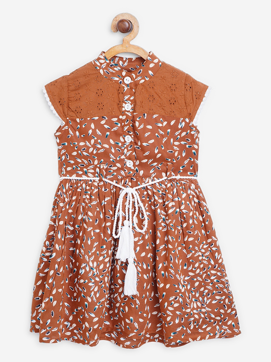 Bella Moda Girls Camel Brown & White Floral Print Schiffli Detail Fit & Flare Dress & Belt
Bella Moda Girls Camel Brown & White Floral Print Schiffli Detail Fit & Flare Dress & Belt