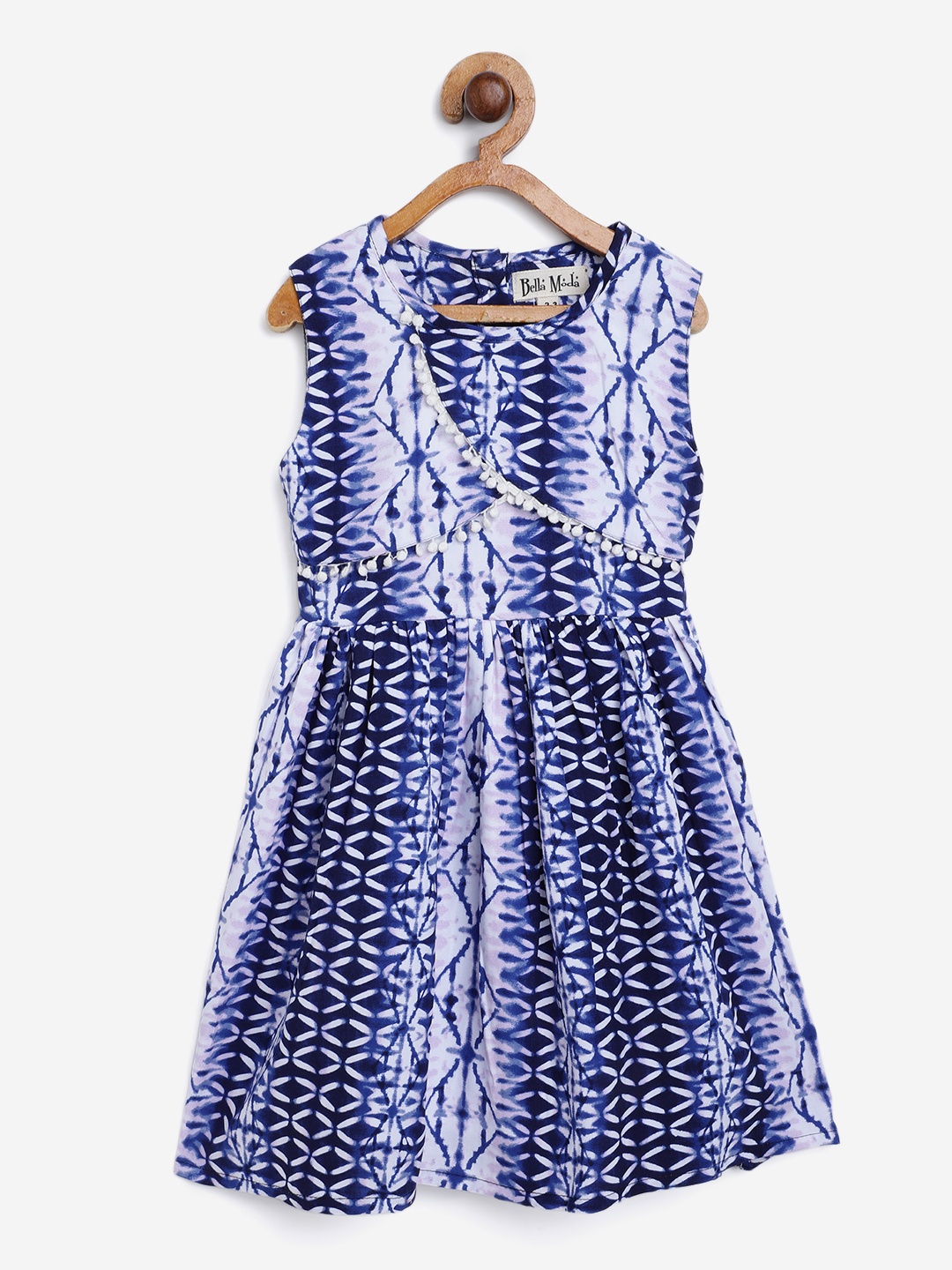 Bella Moda Girls Blue & White Tie and Dye Layered & Tie-Up Detail Dress with Sling Bag
Bella Moda Girls Blue & White Tie and Dye Layered & Tie-Up Detail Dress with Sling Bag