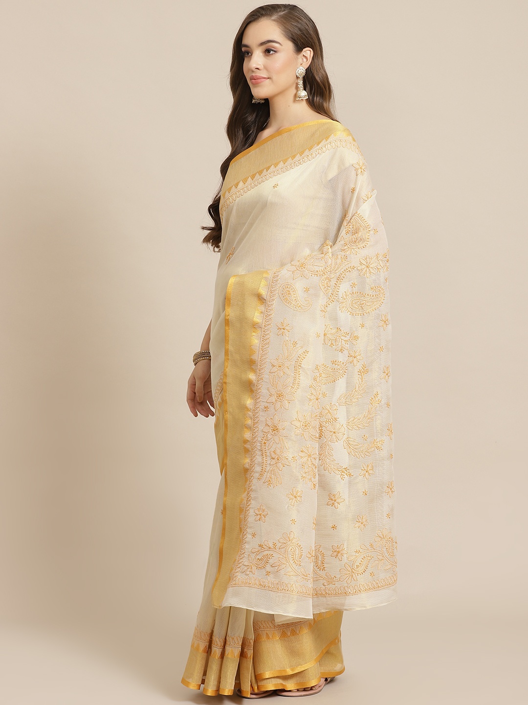 ADA Women Beige & Mustard Yellow Cotton Blend Chikankari Embroidered Kota Handloom Saree
ADA Women Beige & Mustard Yellow Cotton Blend Chikankari Embroidered Kota Handloom Saree