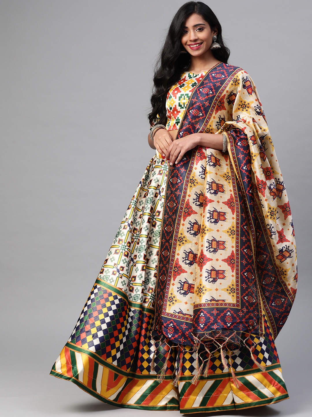 SHUBHVASTRA White & Navy Blue Printed Semi-Stitched Lehenga & Unstitched Blouse With Dupatta
SHUBHVASTRA White & Navy Blue Printed Semi-Stitched Lehenga & Unstitched Blouse With Dupatta