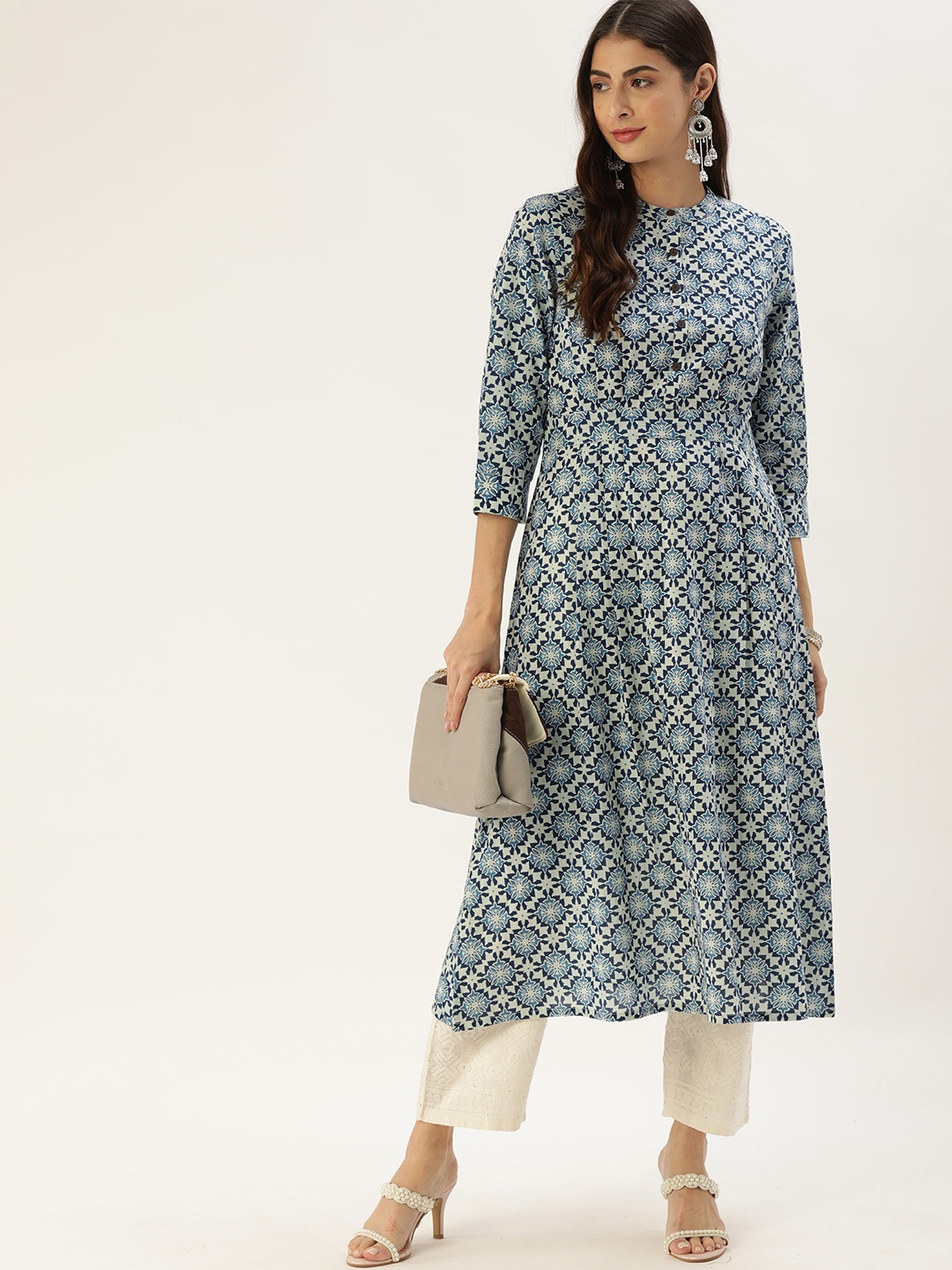 Anouk Women Navy Blue & Beige Ethnic Motifs Printed Indigo Pure Cotton A-Line Kurta
Anouk Women Navy Blue & Beige Ethnic Motifs Printed Indigo Pure Cotton A-Line Kurta
