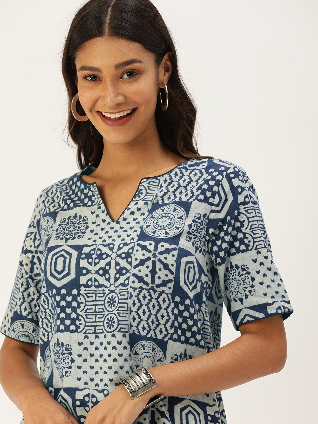 Taavi Women White & Blue Ethnic Motifs Indigo Hand Block Print Sustainable A-Line Dress
Taavi Women White & Blue Ethnic Motifs Indigo Hand Block Print Sustainable A-Line Dress