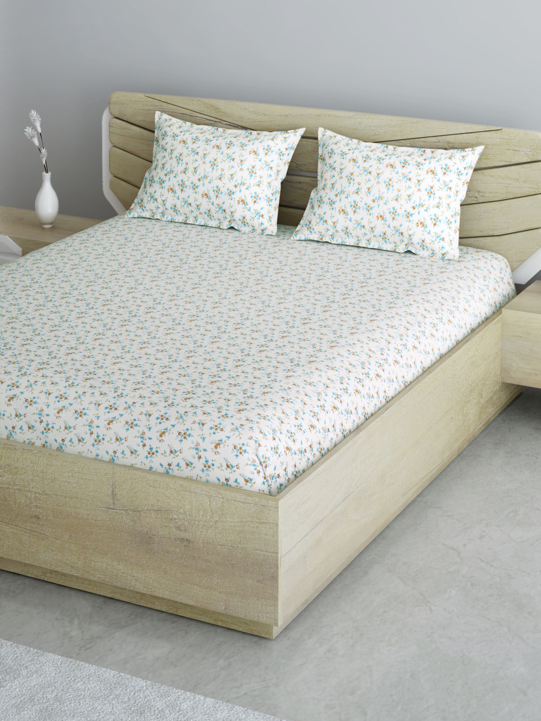 Aura White & Blue Floral 144 TC 120 GSM Cotton Queen Bedsheet with 2 Pillow Covers
Aura White & Blue Floral 144 TC 120 GSM Cotton Queen Bedsheet with 2 Pillow Covers