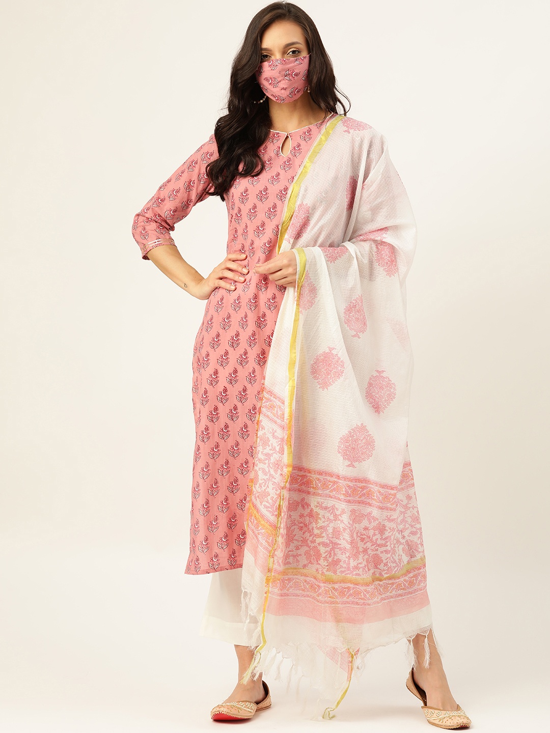 Maaesa Women Pink Ethnic Motifs Printed Pure Cotton Kurta with Trousers & With Dupatta
Maaesa Women Pink Ethnic Motifs Printed Pure Cotton Kurta with Trousers & With Dupatta