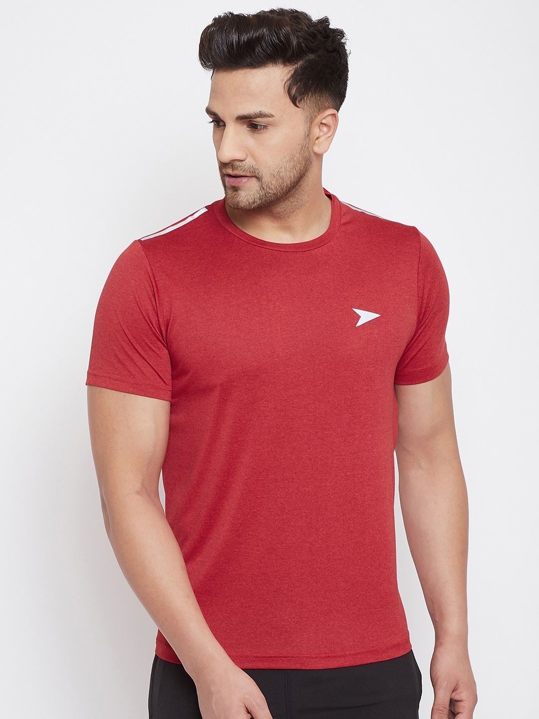 Sportigoo Men Maroon Solid Round Neck T-shirt