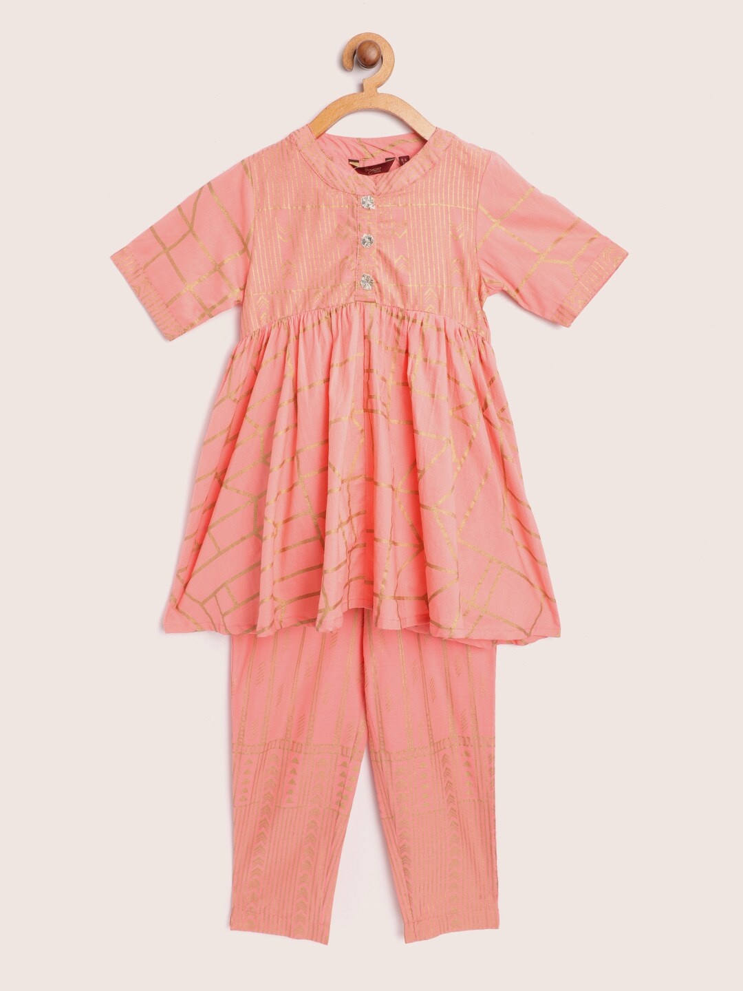 Sangria Girls Coral Pink & Golden Printed Pure Cotton A-Line Kurta with Trousers
Sangria Girls Coral Pink & Golden Printed Pure Cotton A-Line Kurta with Trousers