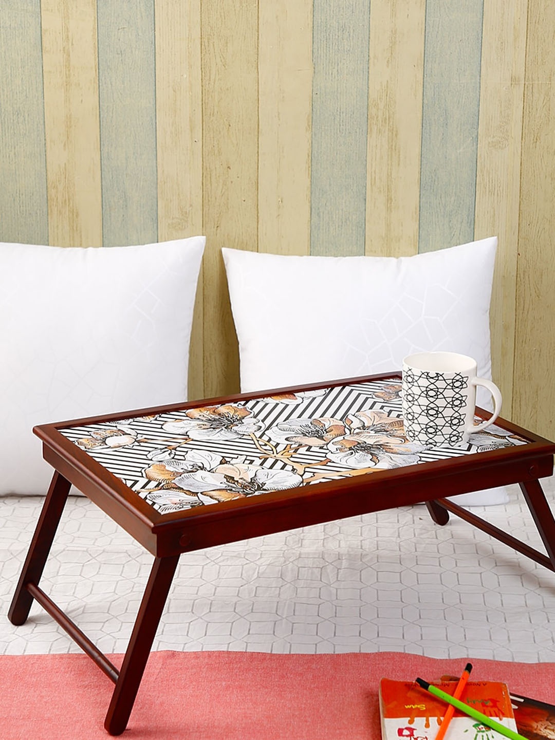 Reinvention Factory Brown & White Geometric Flower Digital Printed Teak Wood Table Tray
Reinvention Factory Brown & White Geometric Flower Digital Printed Teak Wood Table Tray