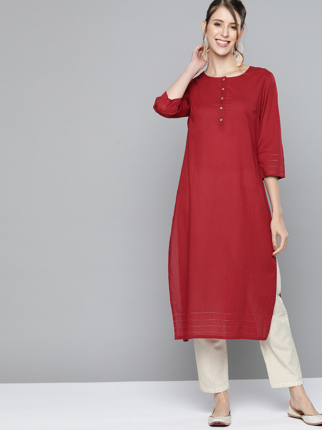 HERE&NOW Women Maroon Pure Cotton Solid Straight Kurta
HERE&NOW Women Maroon Pure Cotton Solid Straight Kurta