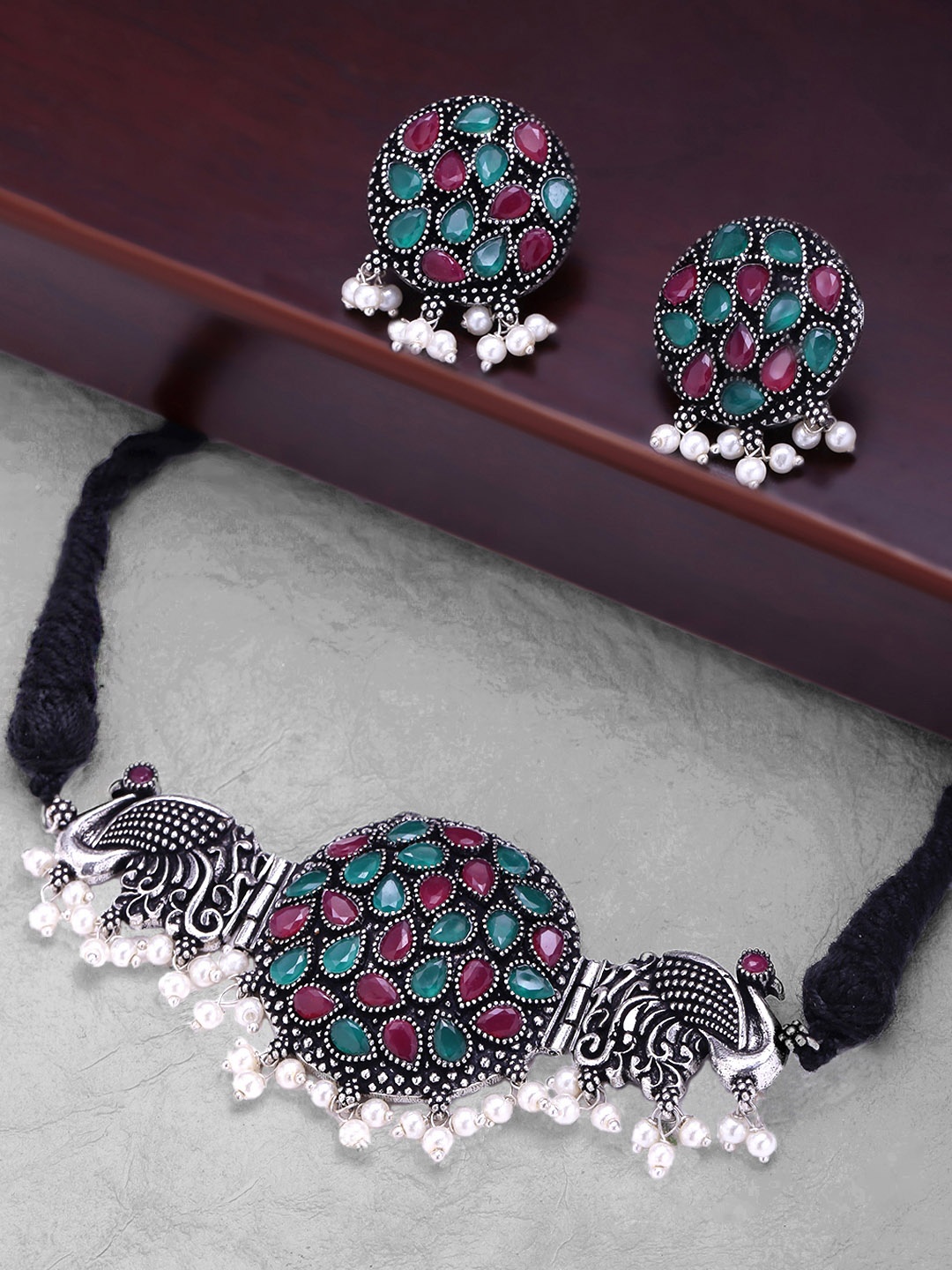 Yellow Chimes Silver-Plated Pink & Green Stone-Studded & Beaded Oxidised Jewellery Set
Yellow Chimes Silver-Plated Pink & Green Stone-Studded & Beaded Oxidised Jewellery Set