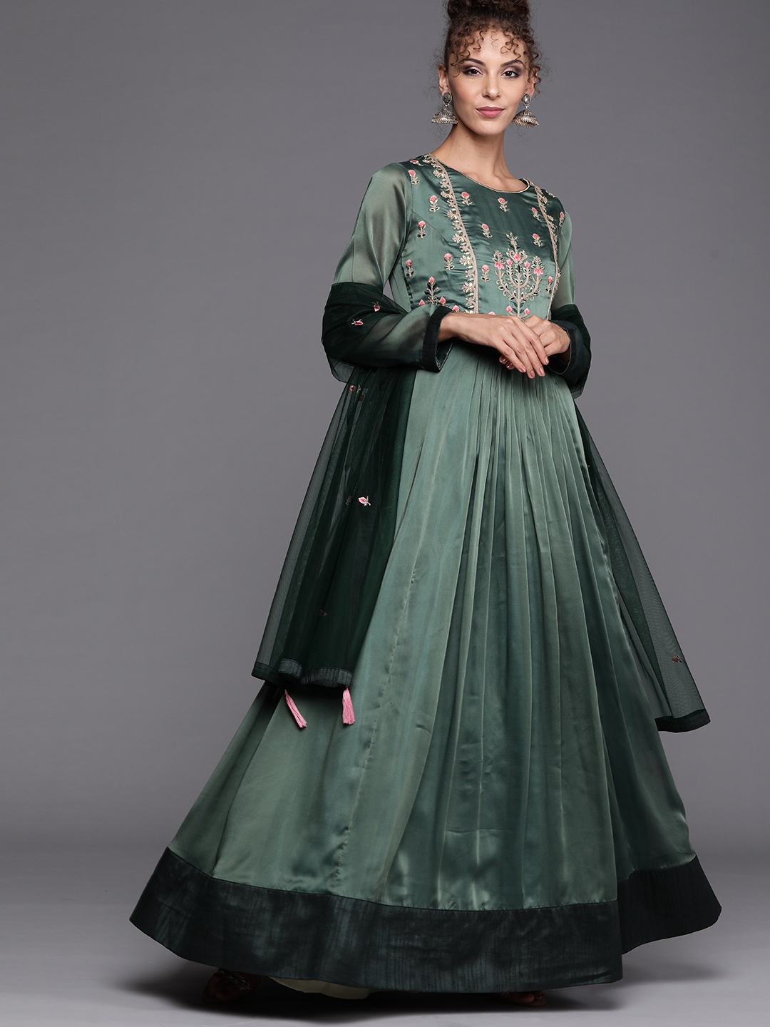 Inddus Women Green & Golden Ethnic Motifs Yoke Design Satin Anarkali Kurta With Dupatta
Inddus Women Green & Golden Ethnic Motifs Yoke Design Satin Anarkali Kurta With Dupatta