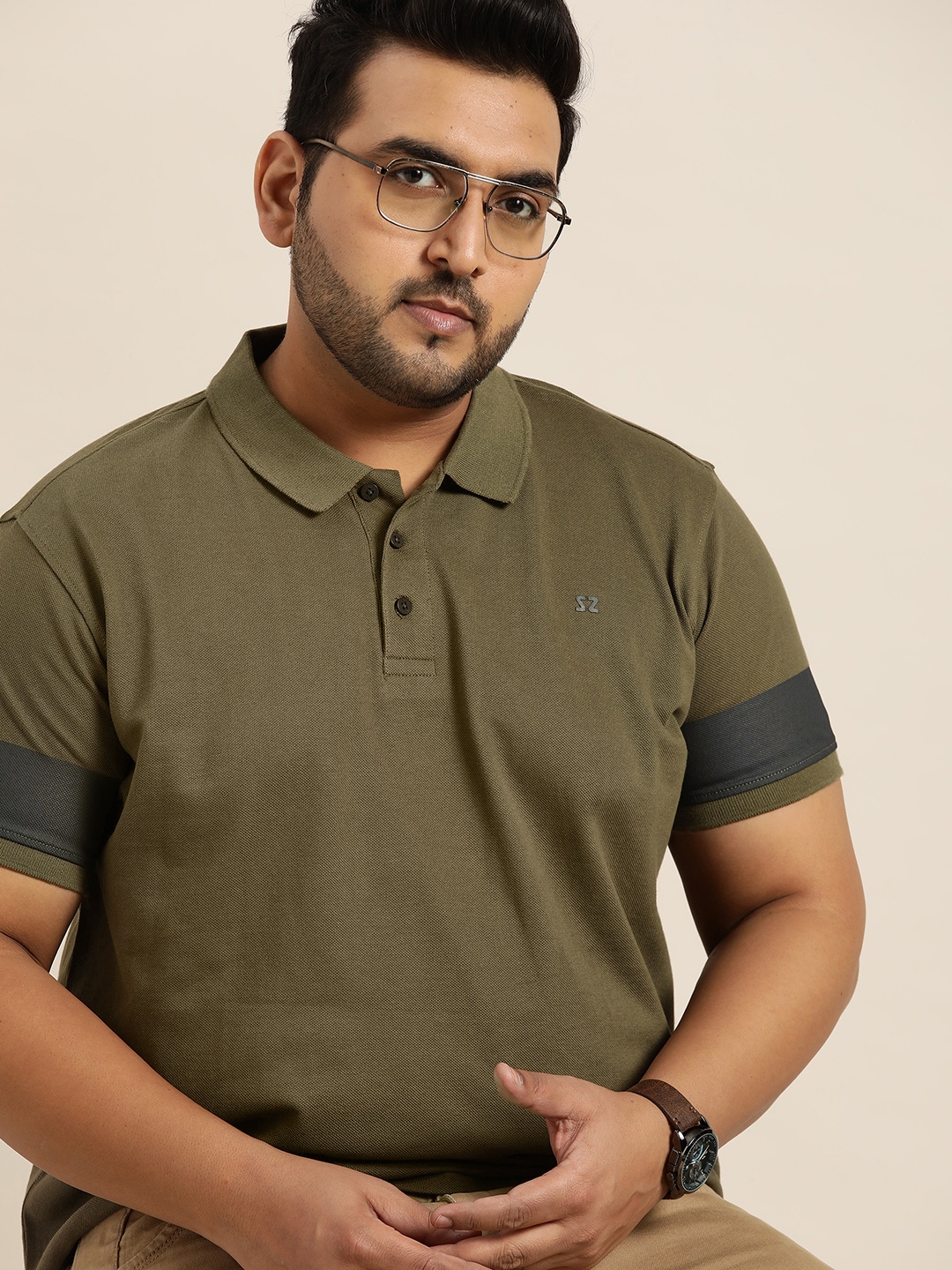 Sztori Men Plus Size Olive Green Solid Pure Cotton Polo Collar Pure Cotton T-shirt
Sztori Men Plus Size Olive Green Solid Pure Cotton Polo Collar Pure Cotton T-shirt