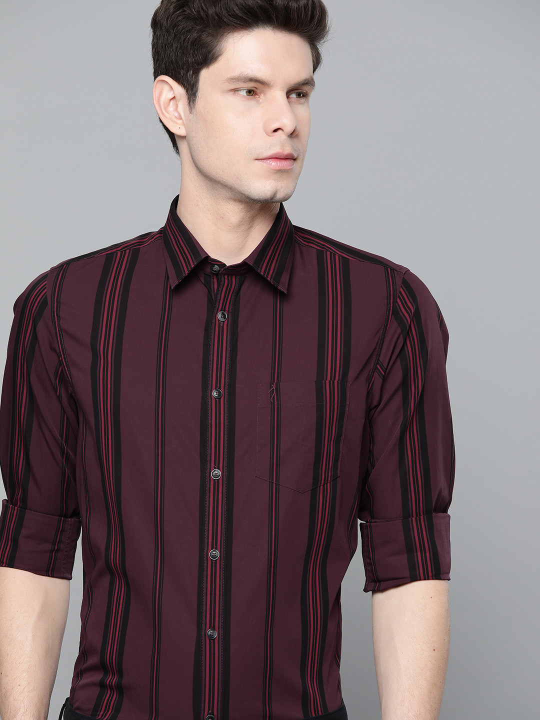 Indian Terrain Men Maroon & Black Pure Cotton Slim Fit Striped Casual Shirt 
Indian Terrain Men Maroon & Black Pure Cotton Slim Fit Striped Casual Shirt