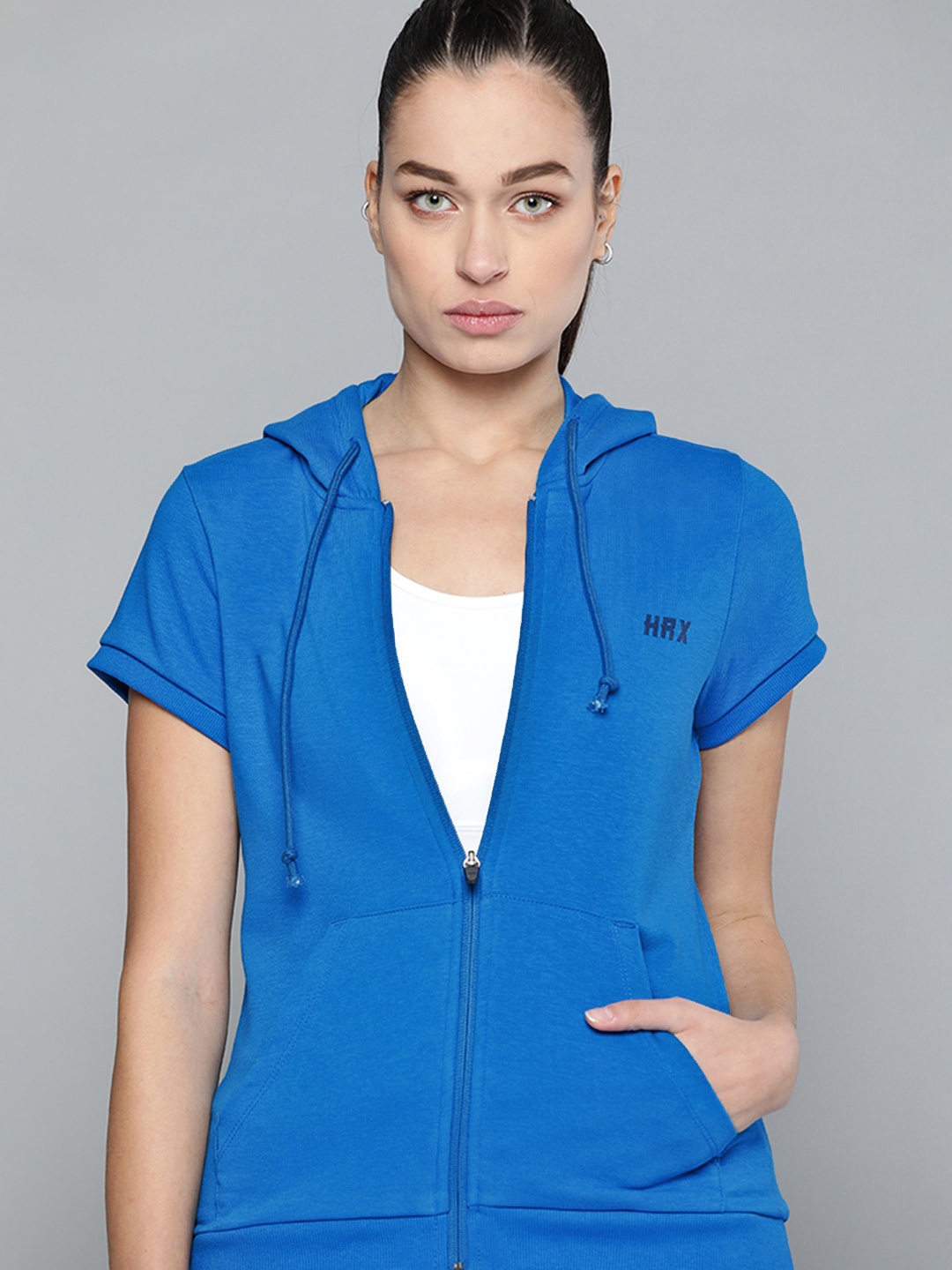 HRX By Hrithik Roshan Lifestyle Women Sky Drive Rapid-Dry Colourblock Sweatshirt, Blue
HRX By Hrithik Roshan Lifestyle Women Sky Drive Rapid-Dry Colourblock Sweatshirt, Blue