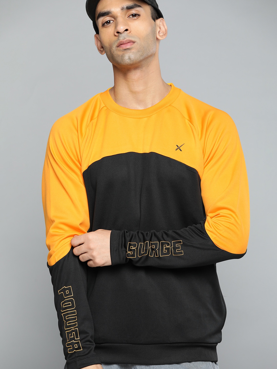 HRX By Hrithik Roshan Lifestyle Men Electric Kumquat Rapid-Dry Colourblock Sweatshirts, Black
HRX By Hrithik Roshan Lifestyle Men Electric Kumquat Rapid-Dry Colourblock Sweatshirts, Black
