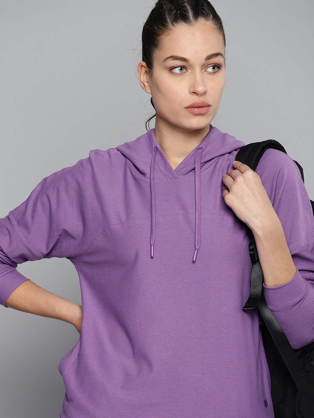 HRX By Hrithik Roshan Lifestyle Women Magic Mauve Rapid-Dry Solid Sweatshirt, Purple
HRX By Hrithik Roshan Lifestyle Women Magic Mauve Rapid-Dry Solid Sweatshirt, Purple